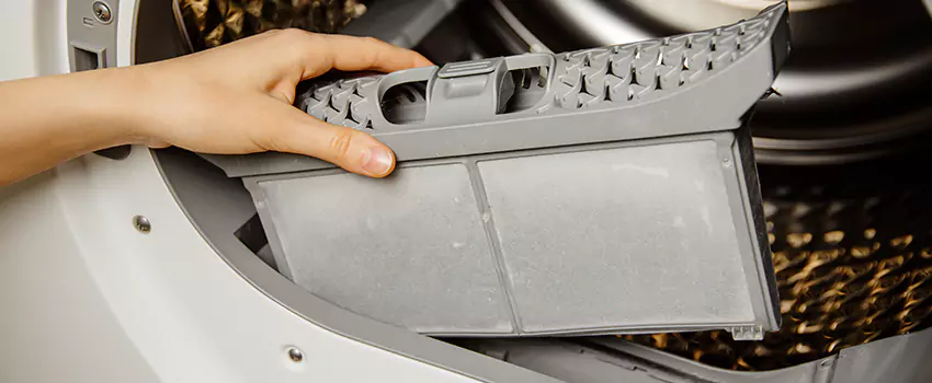 Signs Of A Clogged Dryer Lint Trap in Elizabeth City, North Carolina